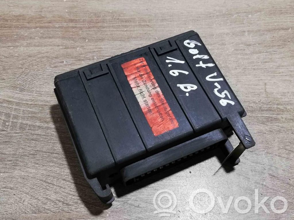 Volkswagen PASSAT B4 Ignition amplifier control unit 