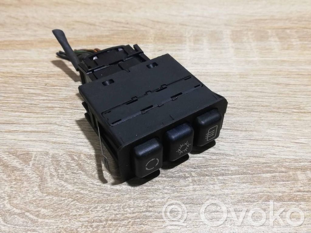 Climate control unit   1384481,3840900