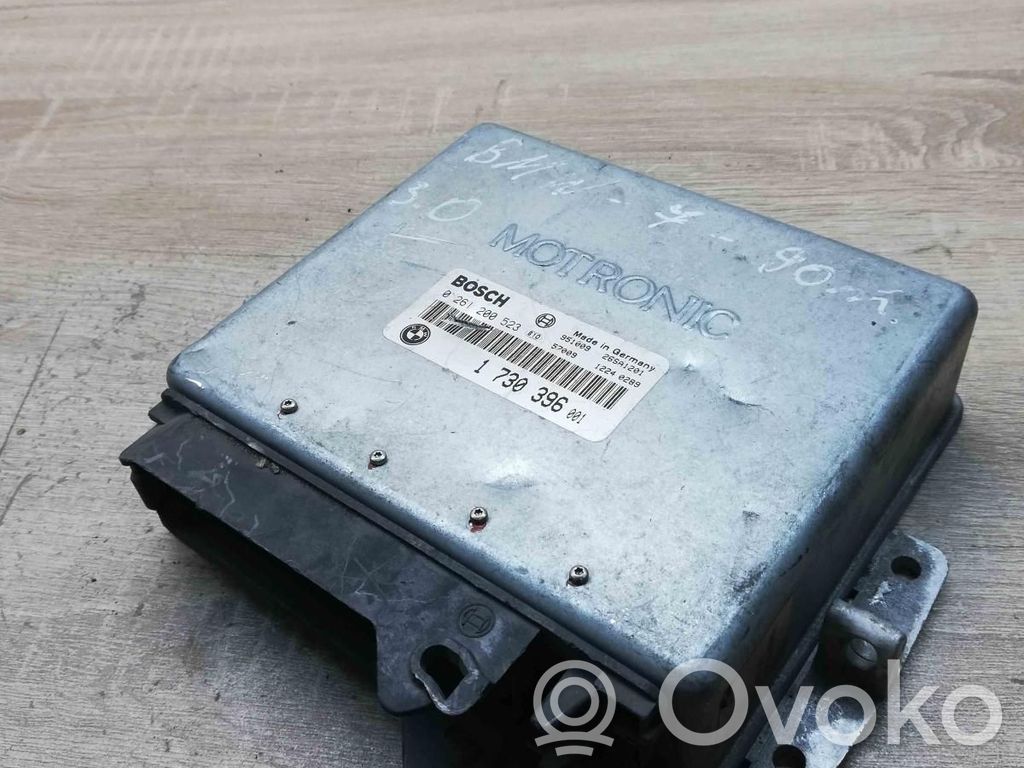 BMW 7 E32 Engine control unit/module ECU 