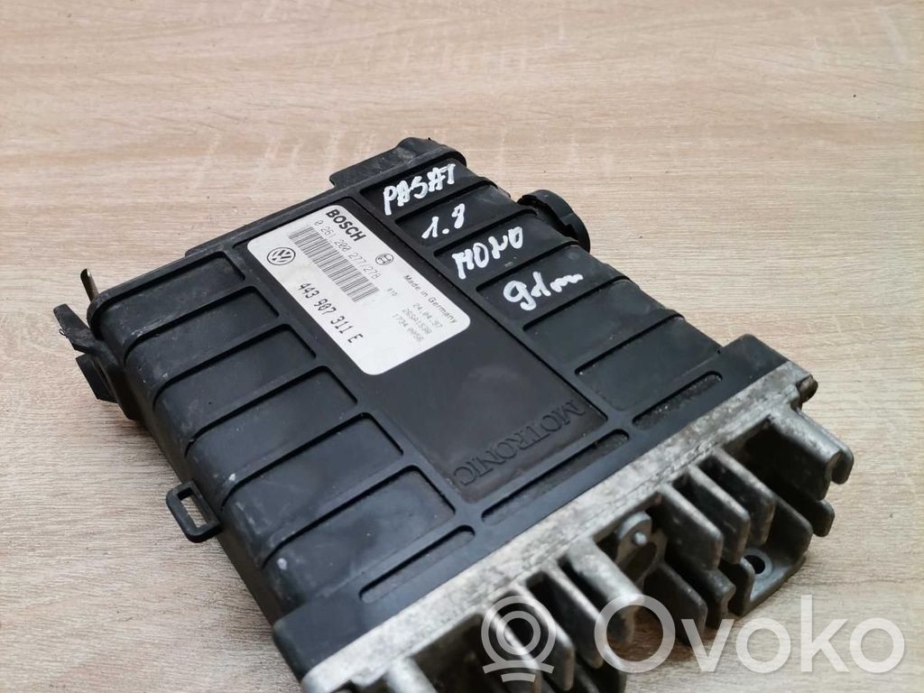 Volkswagen Golf III Engine control unit/module ECU 