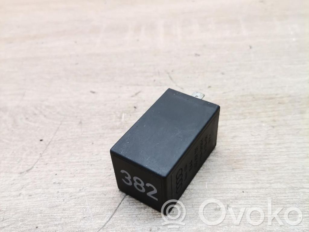 Alte relee   4D0907131,382