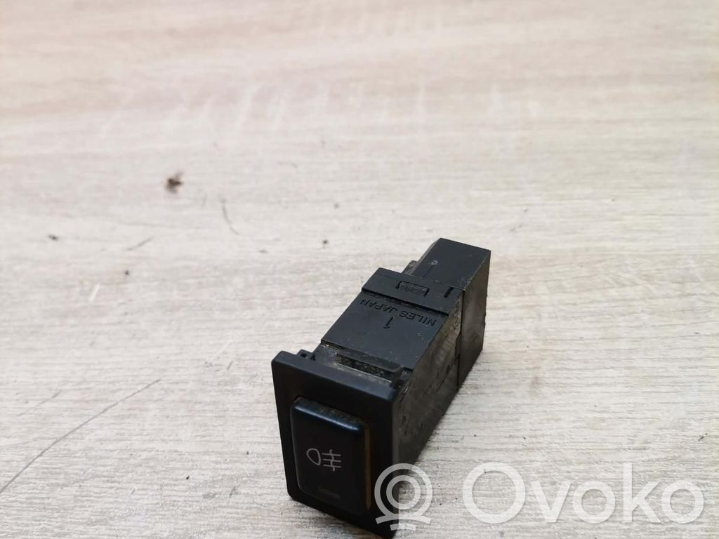 Toyota Avensis T250 Fog light switch 