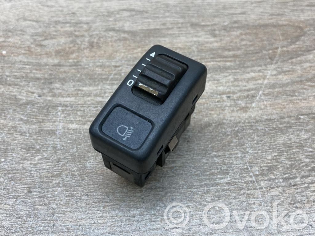 Volvo S70  V70  V70 XC Headlight level height control switch 
