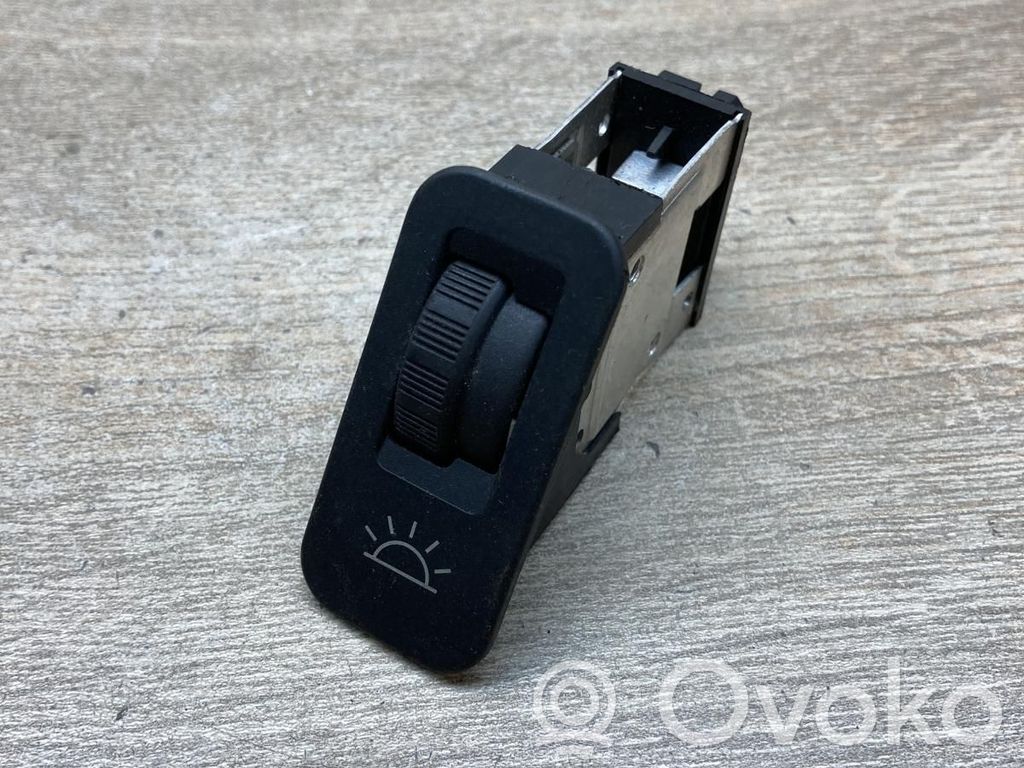 Peugeot 206 Panel lighting control switch 