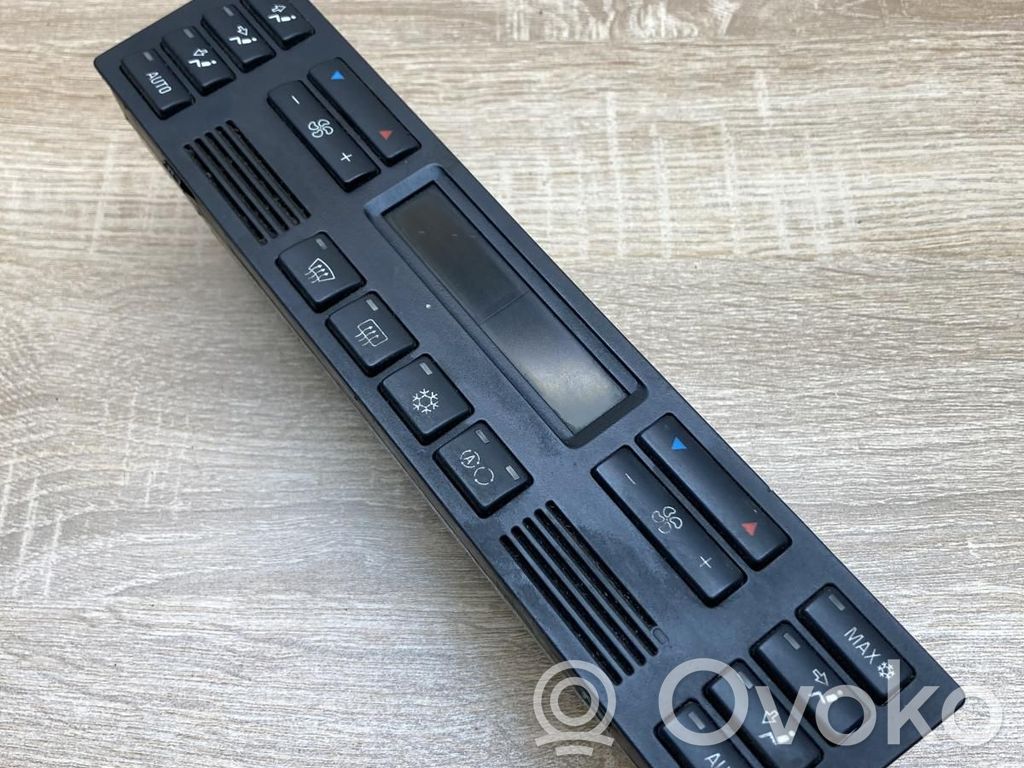 BMW 7 E38 Climate control unit 