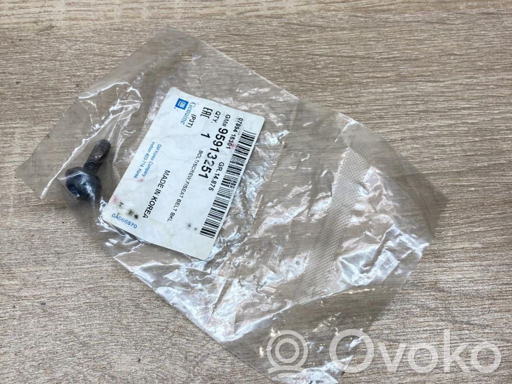 Mutterit/pultit   95913251,0789415301