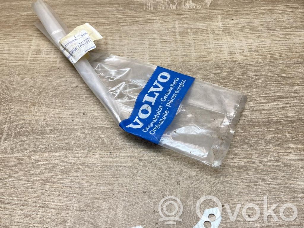 Volvo 440 Alte piese compartiment motor 