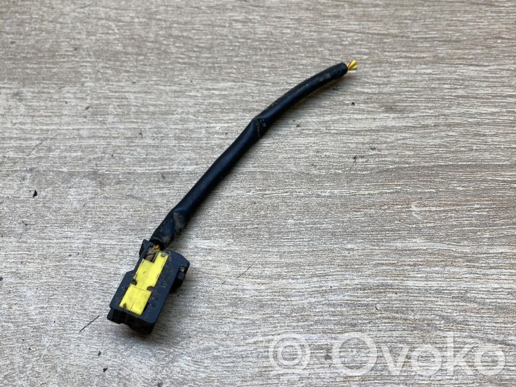 BMW 1 E81 E87 Plug wire 