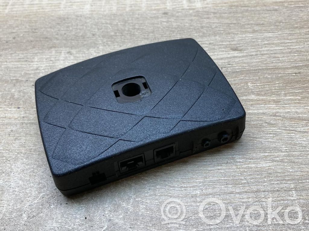 Volkswagen PASSAT B6 Phone control unit/module 