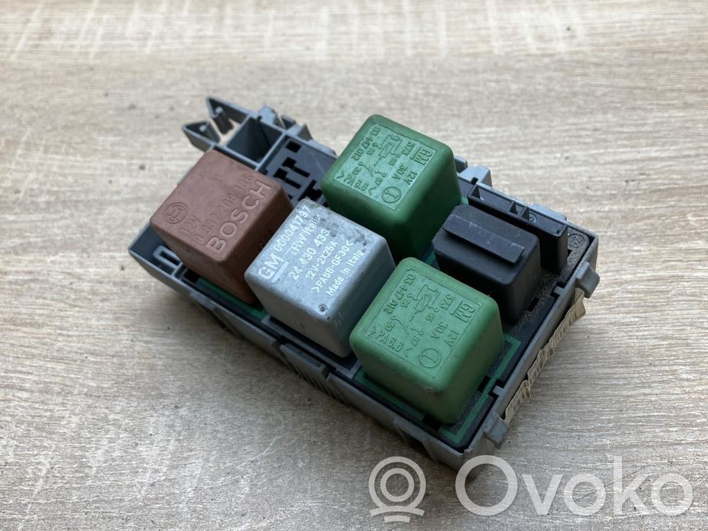 Opel Corsa C Fuse module 