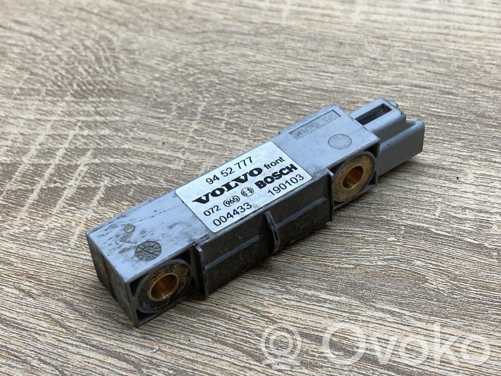 Volvo V70 Oro pagalvių smūgio daviklis 