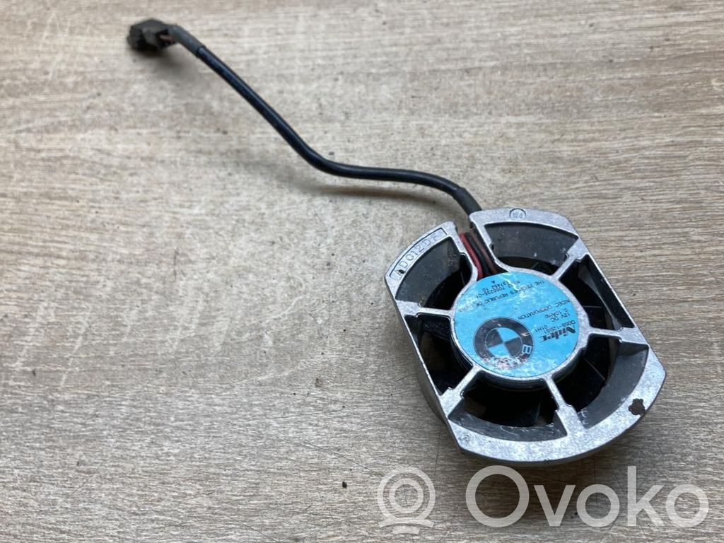 Lüfter Ventilator Gebläse Sitz   7056235,137452