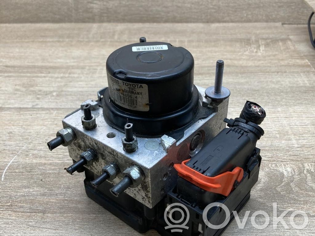 Toyota Yaris ABS-pumppu 