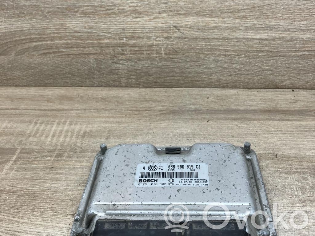 Volkswagen Golf SportWagen Unitate/modul de control motor 
