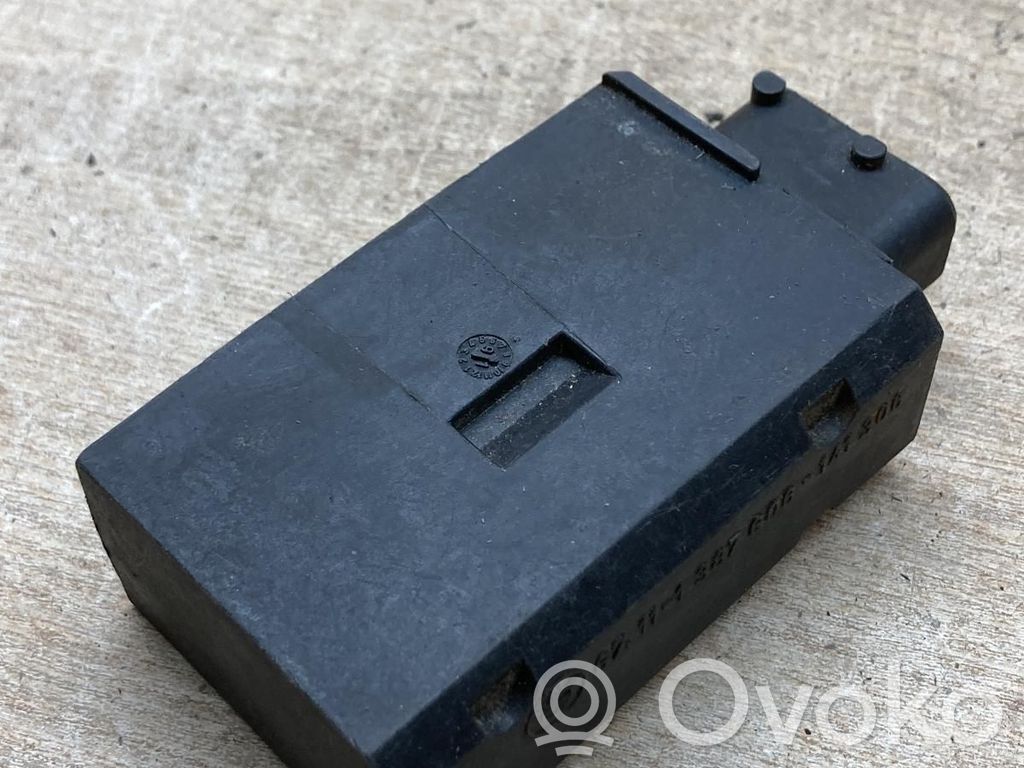 BMW 3 E36 Priekšpusē slēdzene 