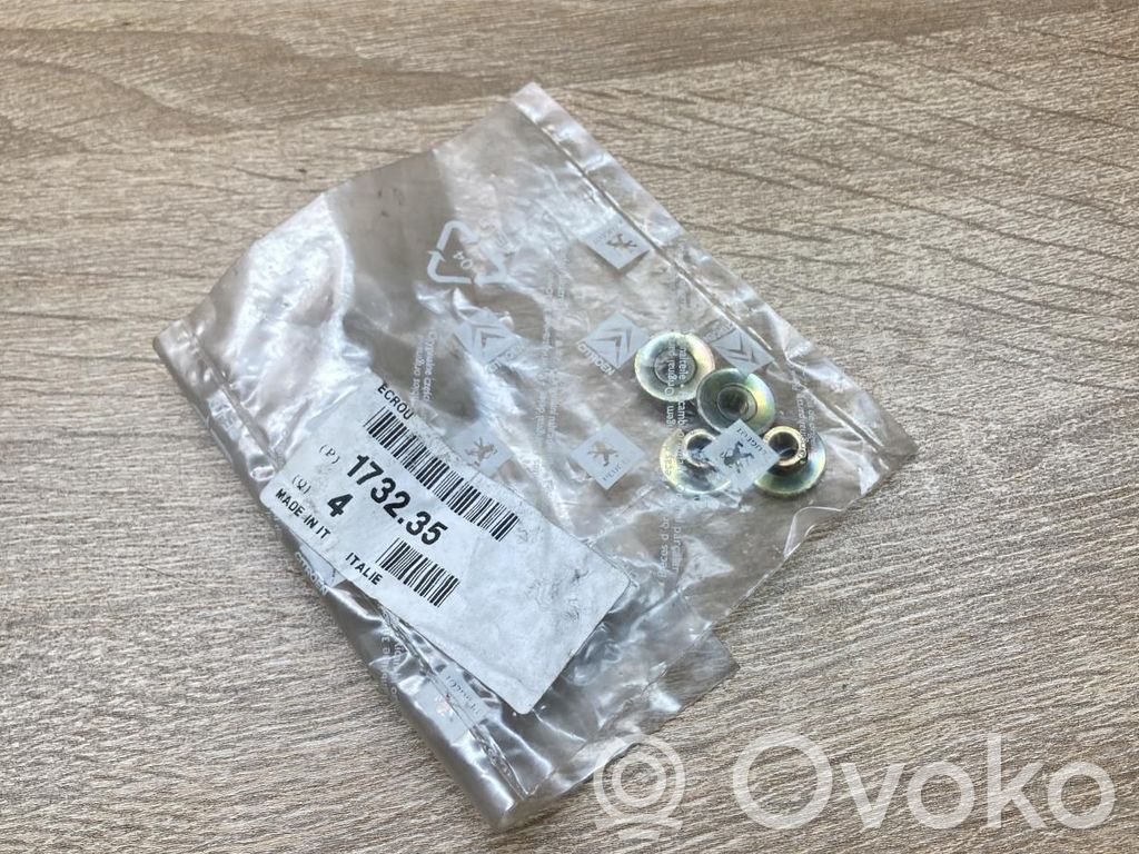 Mutterit/pultit   173235,4PCS
