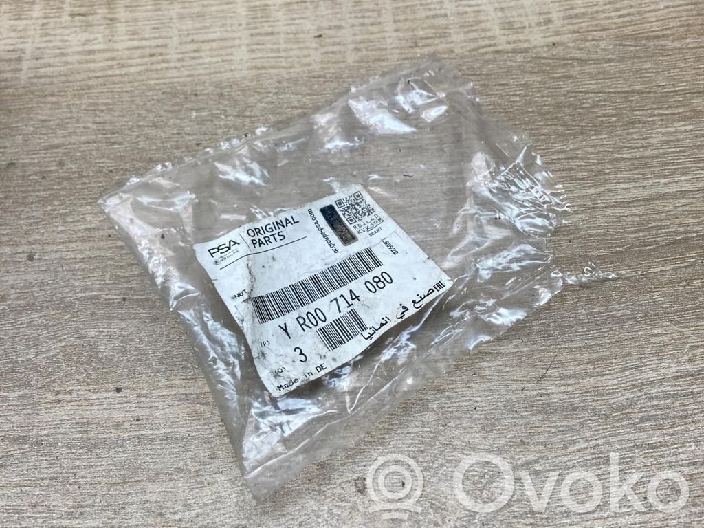 Opel Insignia A Piulițe/șuruburi 