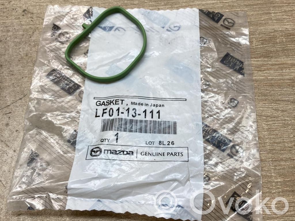 Colector de admisión   LF0113111,LF0113111