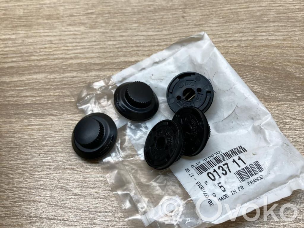 Moottorin koppa   013711,5PCS