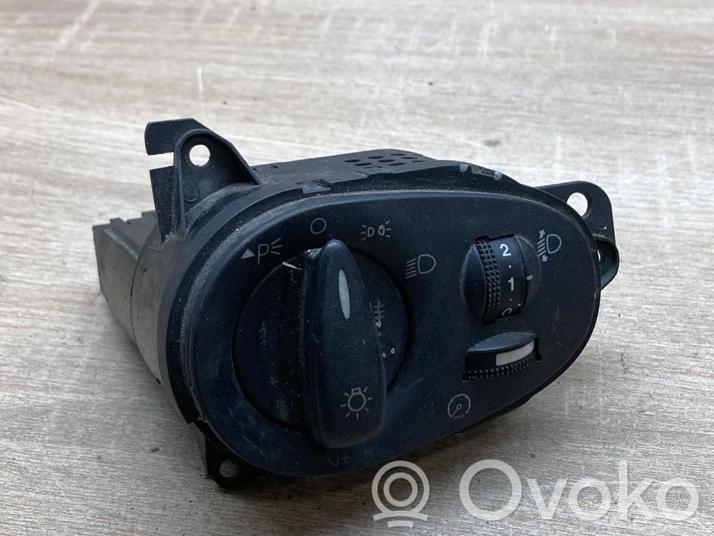Light switch   98AG13A024AH