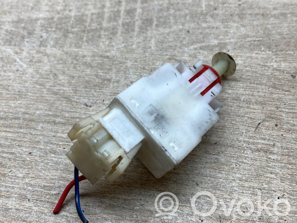 Opel Zafira A Interruptor sensor del pedal de freno 