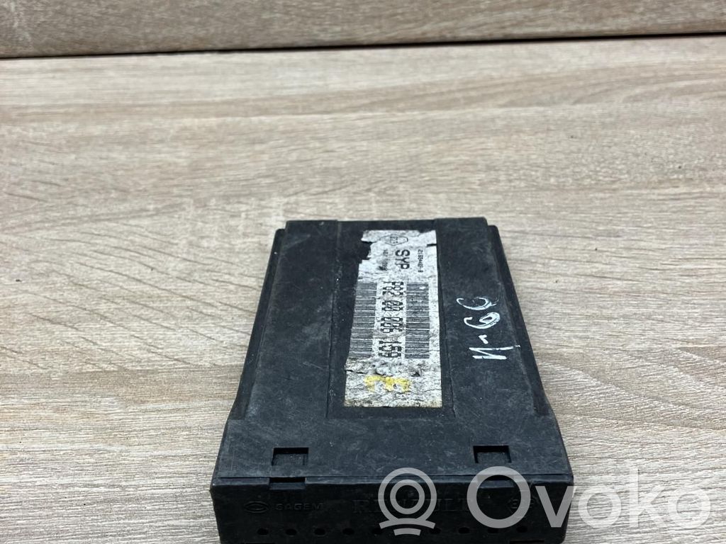 Renault Laguna II Módulo de control por voz 