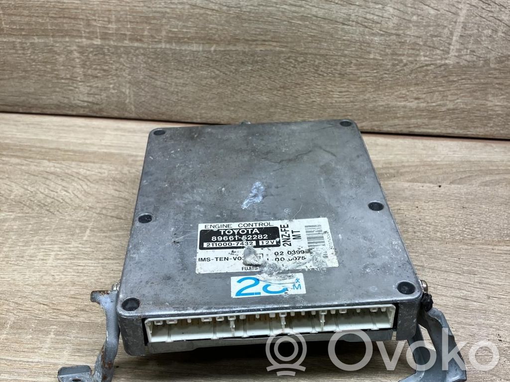 Toyota Yaris Verso Engine control unit/module 