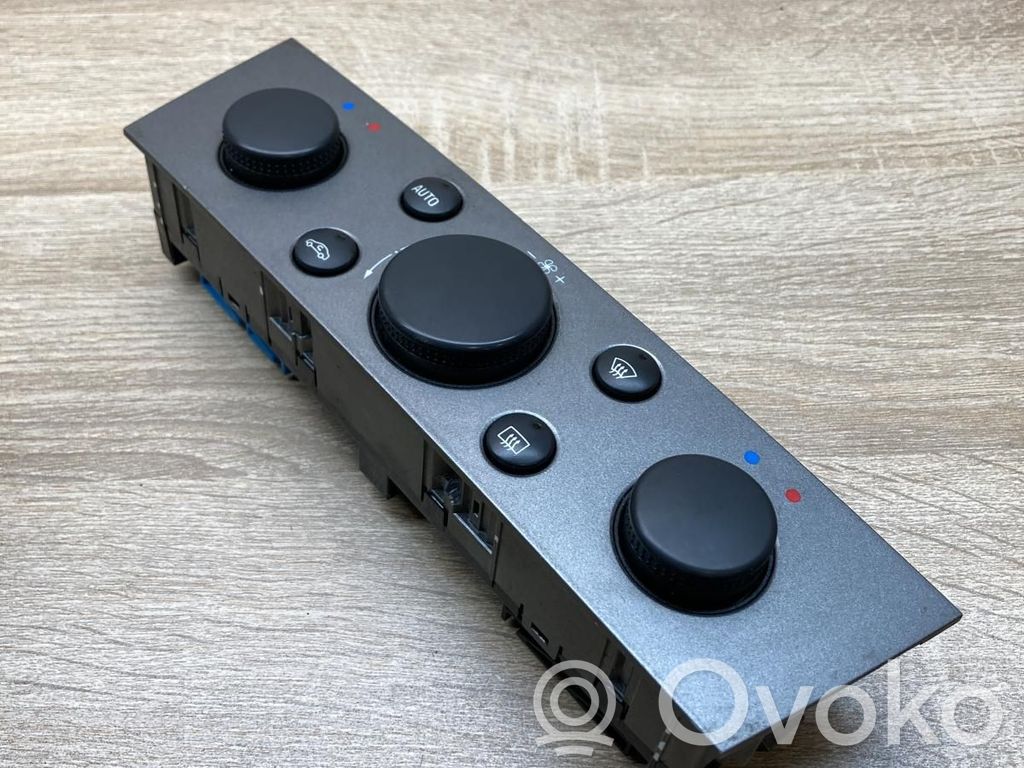 Opel Vectra C Climate control unit 