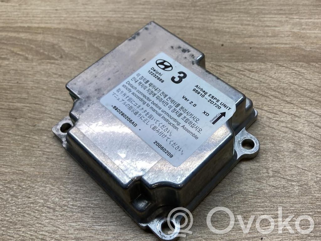 Hyundai i30 Airbag control unit/module 