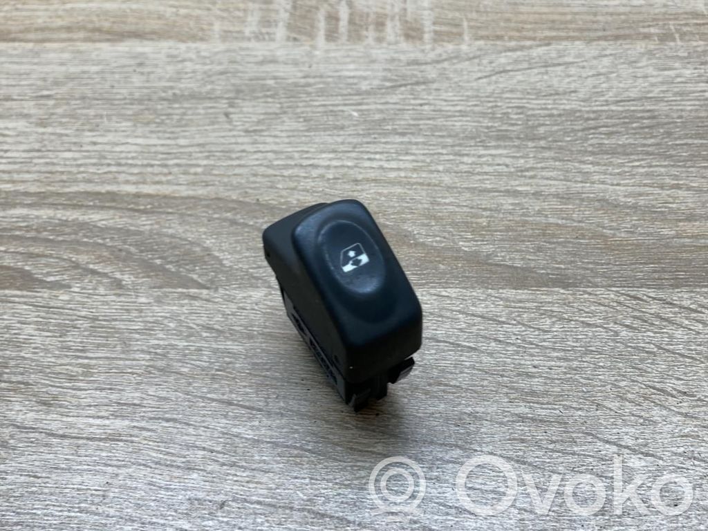 Renault Clio I Comutator comandă geamuri electrice 