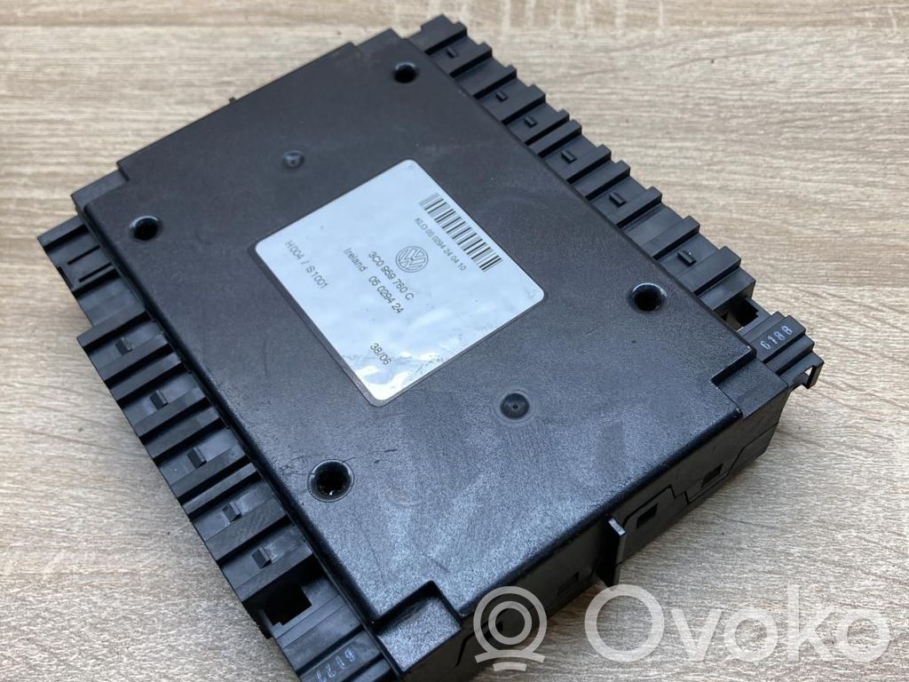 Volkswagen PASSAT B6 Module confort 