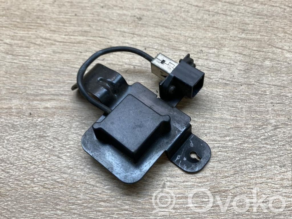Volvo S40, V40 GPS-pystyantenni 