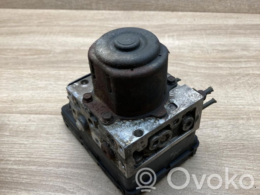 Toyota Corolla Verso E121 Pompă ABS 