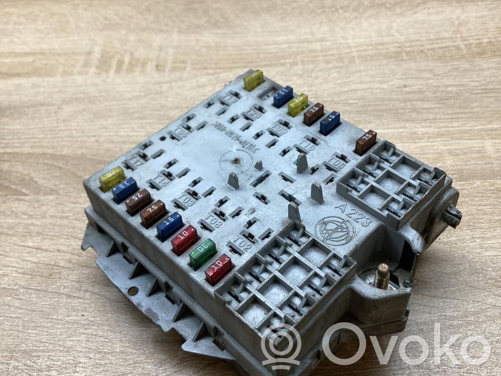 Alfa Romeo 147 Módulo de fusible 