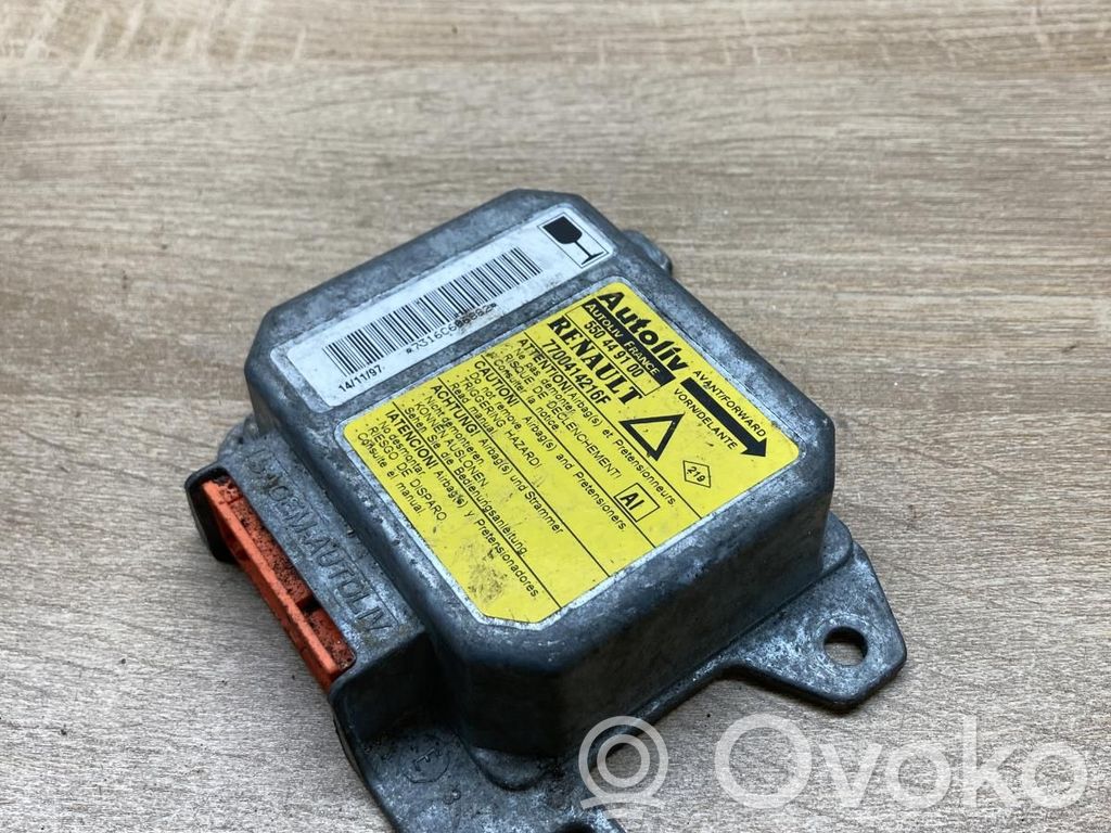 Renault Laguna I Airbag control unit/module 