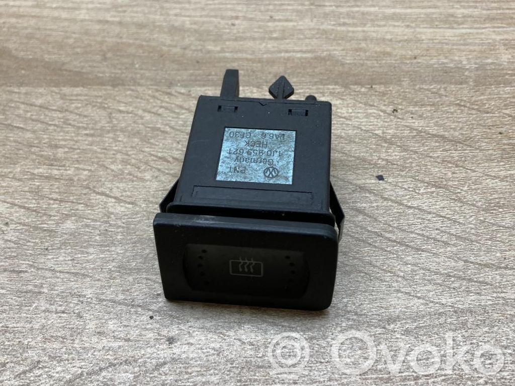 Volkswagen Golf IV Comutator încălzire parbriz/lunetă 