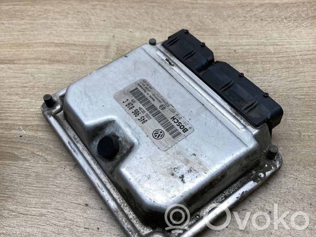 Volkswagen Polo III 6N 6N2 6NF Centralina/modulo motore ECU 