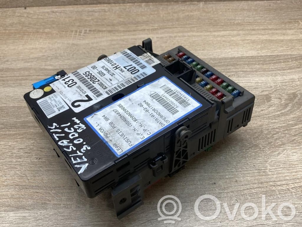 Módulo de fusible   8200220685,8200148810