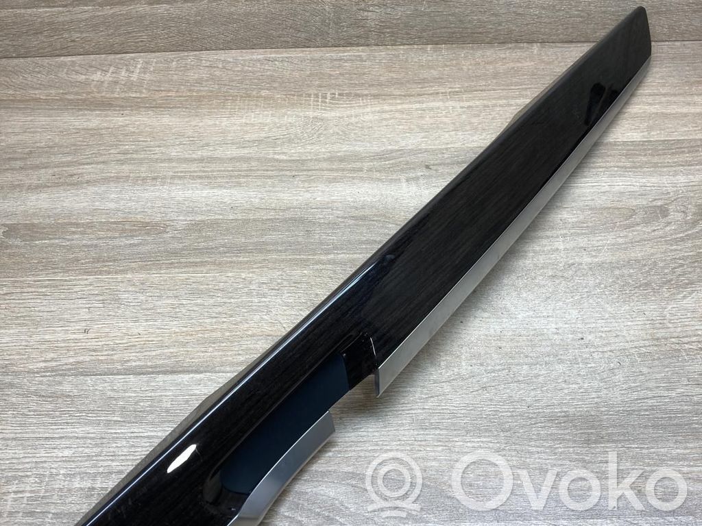 BMW 7 F01 F02 F03 F04 Inne elementy wykończeniowe drzwi tylnych 