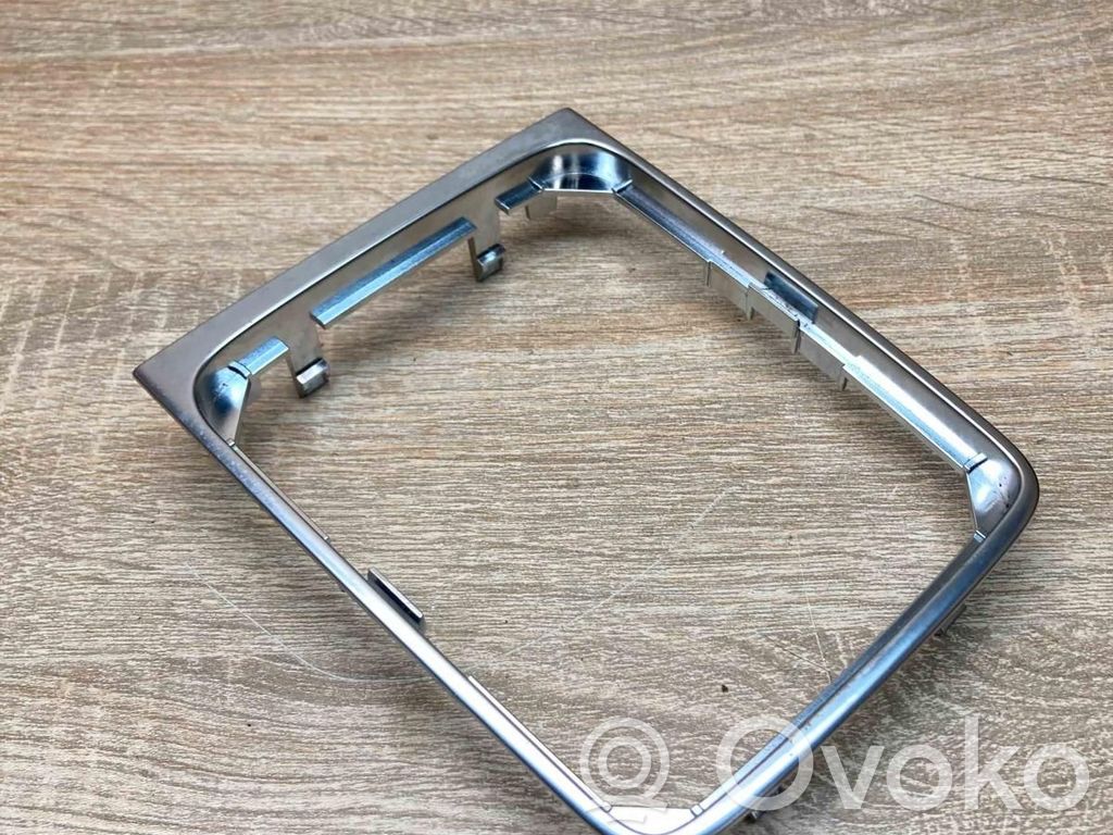 Volkswagen PASSAT B7 Ramă manetă schimbător viteze 