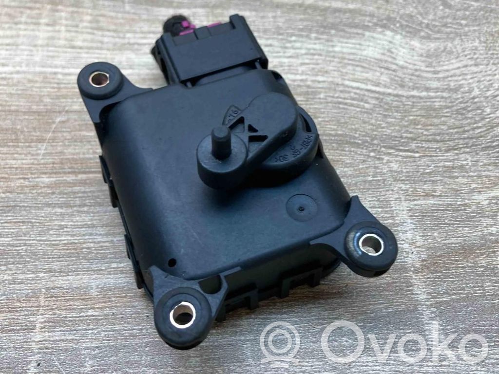 Audi A6 S6 C5 4B Motor/actuator clapetă aer 