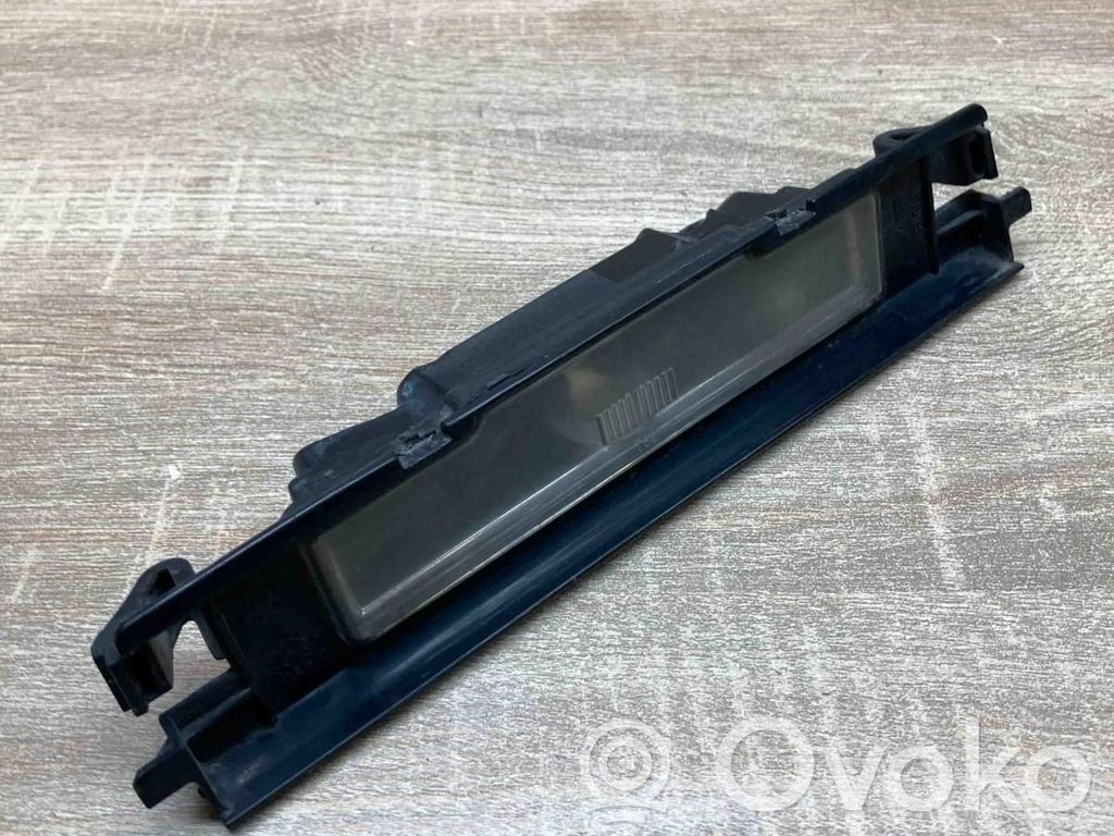 Takavalon polttimon suojan pidike   12V5W