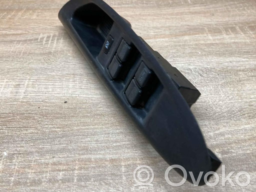 Mazda MPV II LW Electric window control switch 