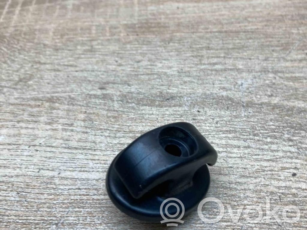 Mercedes-Benz ML W164 Tie down hook / loop 