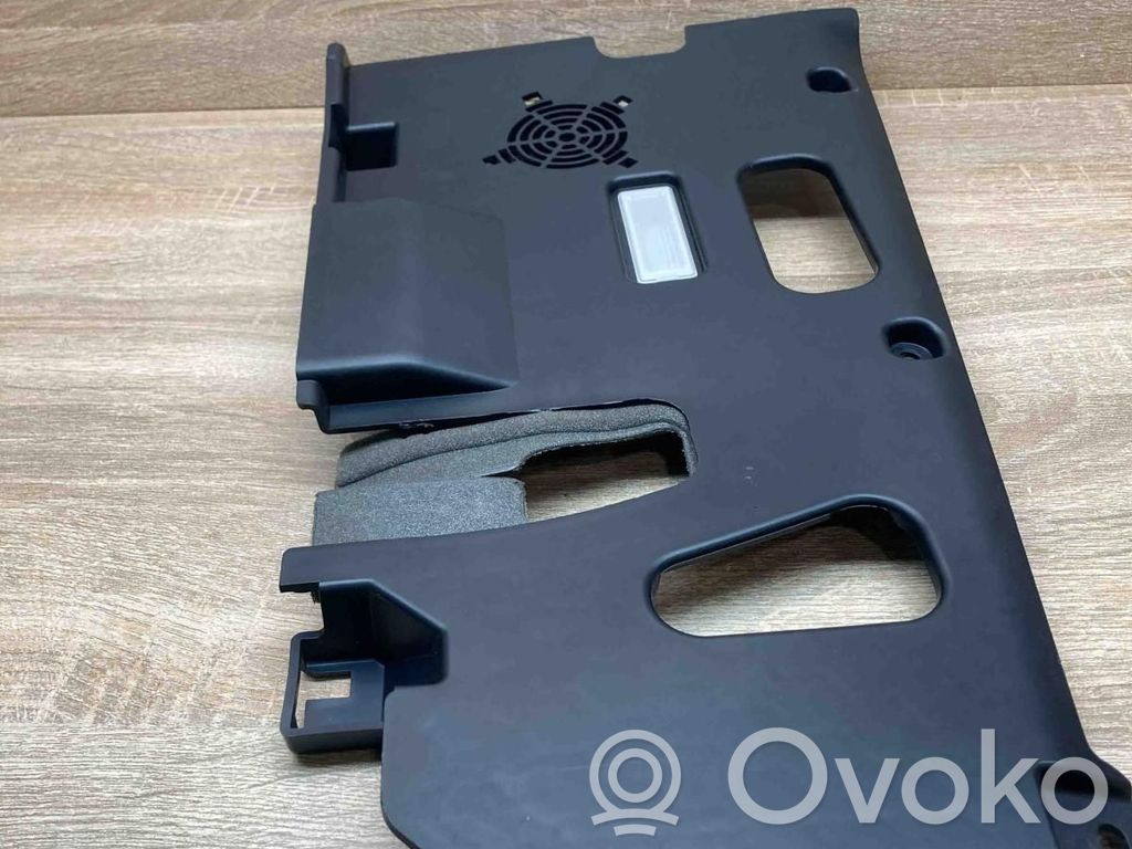 BMW X5 F15 Element deski rozdzielczej / dół 