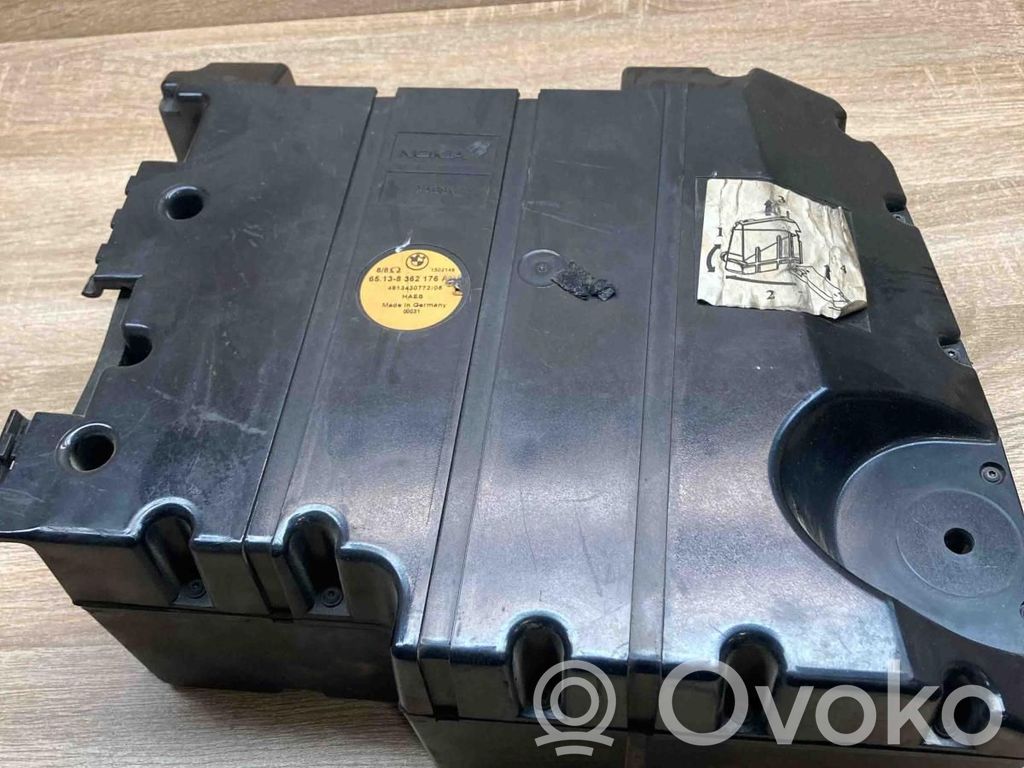 BMW 5 E39 Žemo dažnio garsiakalbis 