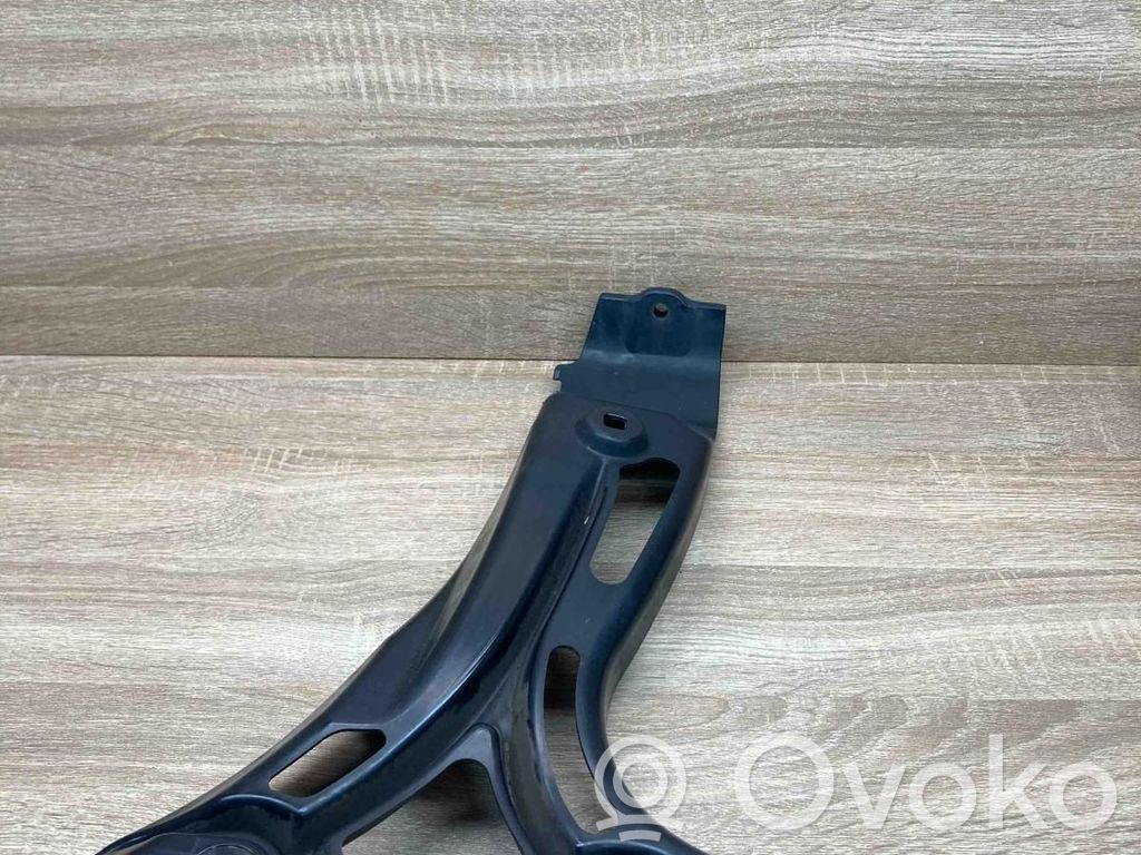 BMW 5 E60 E61 Suport montare bară spate 