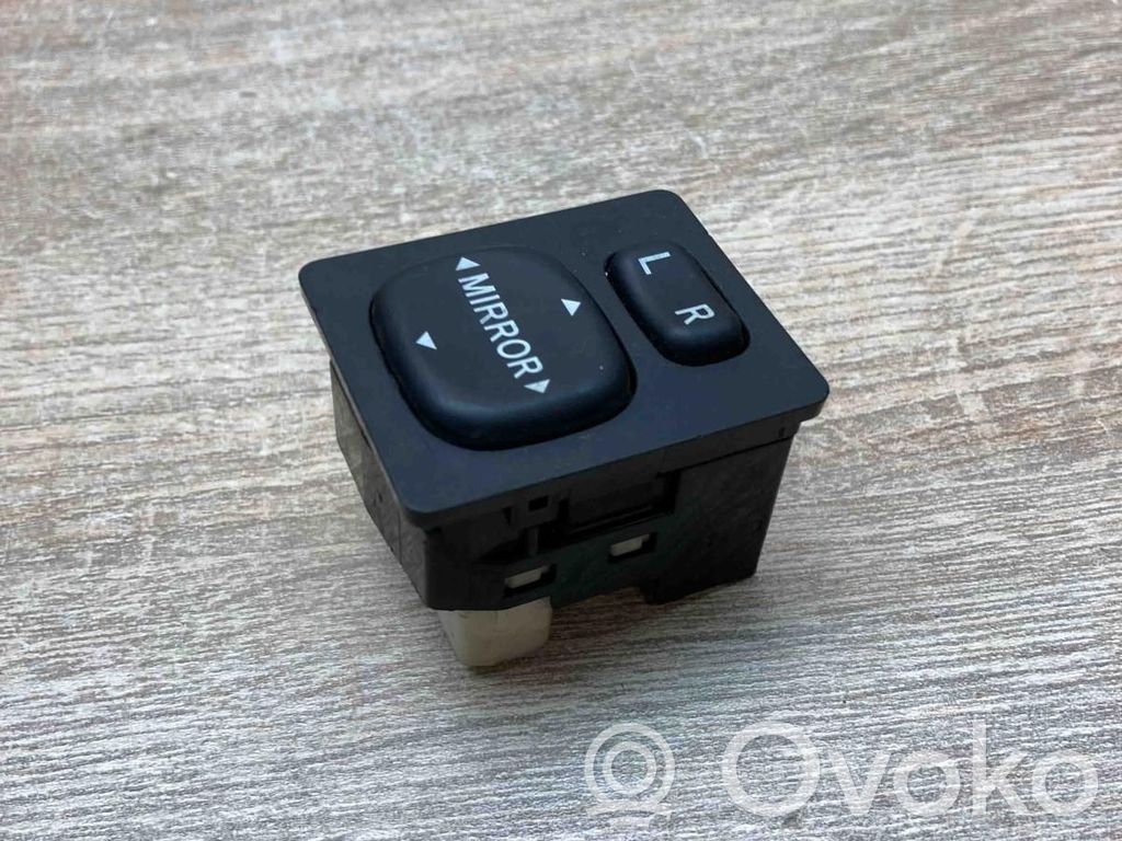 Wing mirror switch   183574,769746D
