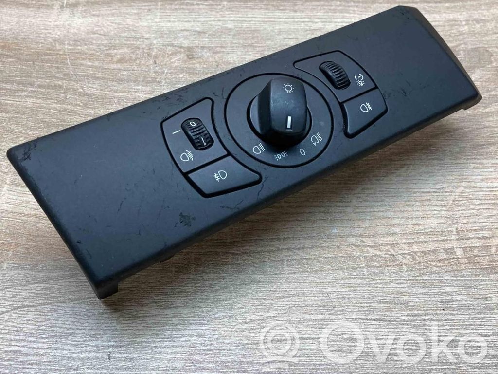 Valokatkaisija   6953741,013365