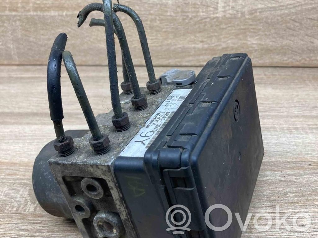 Toyota Corolla E120 E130 Pompă ABS 